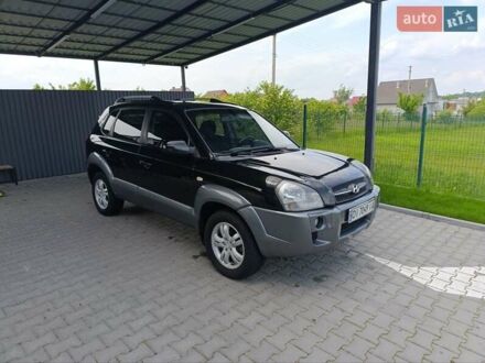 Хендай Туксон 2008 в Каменце-Подольском на Automoto.ua Зеленый Хендай Туксон, объемом двигателя 2 л и пробегом 231 тыс. км за 6000 $, фото 1 на Automoto.ua