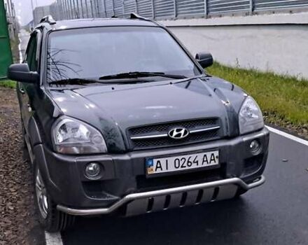 Зелений Хендай Туксон, об'ємом двигуна 1.98 л та пробігом 294 тис. км за 5500 $, фото 1 на Automoto.ua