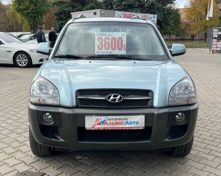 Хендай Туксон 2008 в Кривом Роге на Automoto.ua Зеленый Хендай Туксон, объемом двигателя 2 л и пробегом 48 тыс. км за 11800 $, фото 1 на Automoto.ua