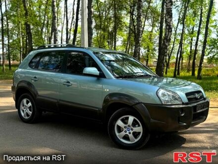 Хендай Туксон 2009 в Ахтырке на Automoto.ua Зеленый Хендай Туксон, объемом двигателя 2 л и пробегом 168 тыс. км за 7550 $, фото 1 на Automoto.ua