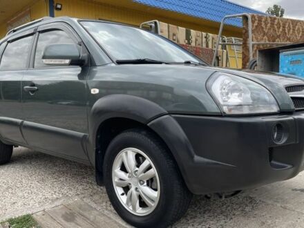 Зелений Хендай Туксон, об'ємом двигуна 2 л та пробігом 104 тис. км за 12500 $, фото 1 на Automoto.ua