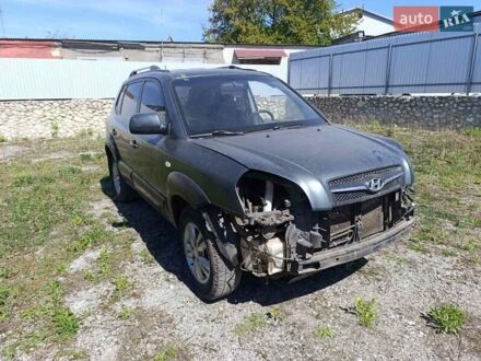 Хендай Туксон 2012 у Тернополі на Automoto.ua Зелений Хендай Туксон, об'ємом двигуна 1.98 л та пробігом 220 тис. км за 3900 $, фото 1 на Automoto.ua
