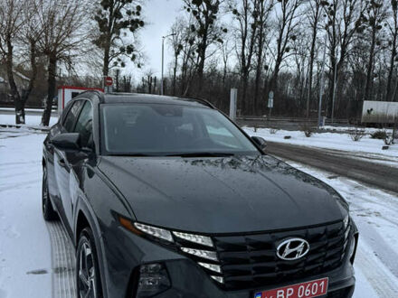 Зеленый Хендай Туксон, объемом двигателя 1.6 л и пробегом 33 тыс. км за 34500 $, фото 1 на Automoto.ua