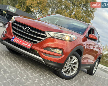 Хендай Туксон 2016 в Владимир-Волынский на Automoto.ua Оранжевый Хендай Туксон, объемом двигателя 2 л и пробегом 144 тыс. км за 13000 $, фото 10 на Automoto.ua