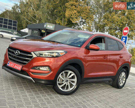 Хендай Туксон 2016 в Владимир-Волынский на Automoto.ua Оранжевый Хендай Туксон, объемом двигателя 2 л и пробегом 144 тыс. км за 13000 $, фото 3 на Automoto.ua
