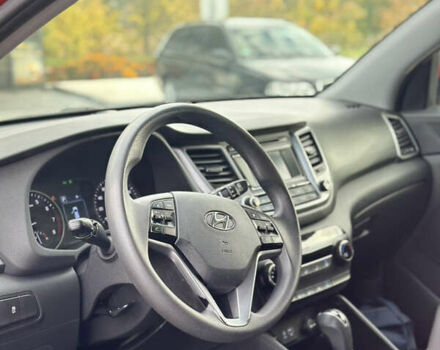 Хендай Туксон 2016 в Владимир-Волынский на Automoto.ua Оранжевый Хендай Туксон, объемом двигателя 2 л и пробегом 144 тыс. км за 13000 $, фото 49 на Automoto.ua