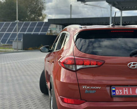 Хендай Туксон 2016 в Владимир-Волынский на Automoto.ua Оранжевый Хендай Туксон, объемом двигателя 2 л и пробегом 144 тыс. км за 13000 $, фото 7 на Automoto.ua