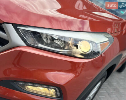Хендай Туксон 2016 в Владимир-Волынский на Automoto.ua Оранжевый Хендай Туксон, объемом двигателя 2 л и пробегом 144 тыс. км за 13000 $, фото 26 на Automoto.ua