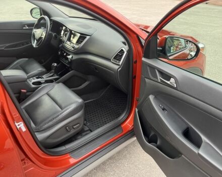 Хендай Туксон 2017 в Харькове на Automoto.ua Оранжевый Хендай Туксон, объемом двигателя 2 л и пробегом 129 тыс. км за 15800 $, фото 10 на Automoto.ua