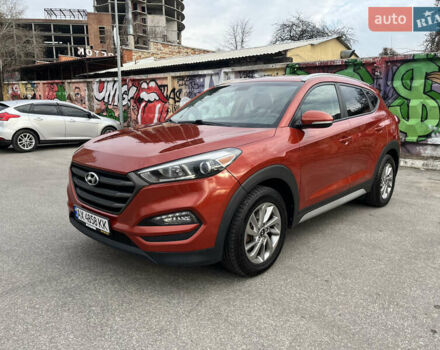 Хендай Туксон 2017 в Харькове на Automoto.ua Оранжевый Хендай Туксон, объемом двигателя 2 л и пробегом 128 тыс. км за 15900 $, фото 1 на Automoto.ua