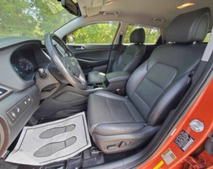 Хендай Туксон 2017 в Одессе на Automoto.ua Оранжевый Хендай Туксон, объемом двигателя 1.6 л и пробегом 63 тыс. км за 7599 $, фото 9 на Automoto.ua