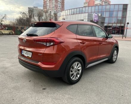 Хендай Туксон 2017 в Харькове на Automoto.ua Оранжевый Хендай Туксон, объемом двигателя 2 л и пробегом 129 тыс. км за 15800 $, фото 4 на Automoto.ua