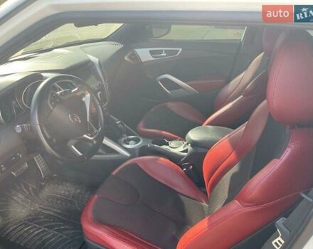 Хендай Велостер 2011 в Днепре (Днепропетровске) на Automoto.ua Белый Хендай Велостер, объемом двигателя 1.59 л и пробегом 120 тыс. км за 10000 $, фото 15 на Automoto.ua
