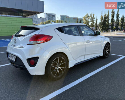 Белый Хендай Велостер, объемом двигателя 1.6 л и пробегом 89 тыс. км за 12500 $, фото 4 на Automoto.ua