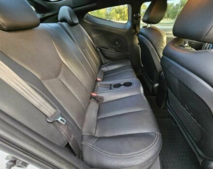 Белый Хендай Велостер, объемом двигателя 1.6 л и пробегом 71 тыс. км за 7000 $, фото 12 на Automoto.ua