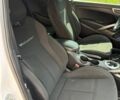 Білий Хендай Велостер, об'ємом двигуна 1.59 л та пробігом 141 тис. км за 10000 $, фото 27 на Automoto.ua