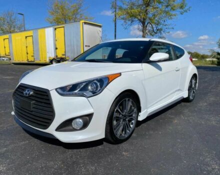 Белый Хендай Велостер, объемом двигателя 1.6 л и пробегом 61 тыс. км за 1650 $, фото 2 на Automoto.ua