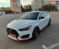 Белый Хендай Велостер, объемом двигателя 2 л и пробегом 125 тыс. км за 16200 $, фото 1 на Automoto.ua