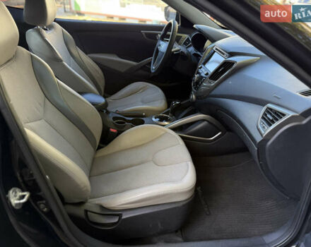 Черный Хендай Велостер, объемом двигателя 1.59 л и пробегом 171 тыс. км за 8500 $, фото 33 на Automoto.ua