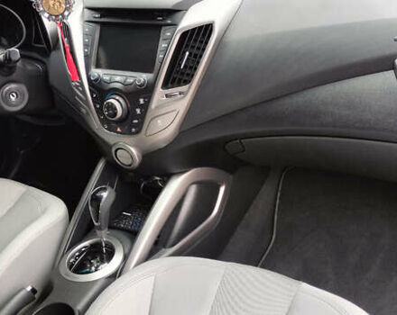 Чорний Хендай Велостер, об'ємом двигуна 1.6 л та пробігом 165 тис. км за 9500 $, фото 21 на Automoto.ua