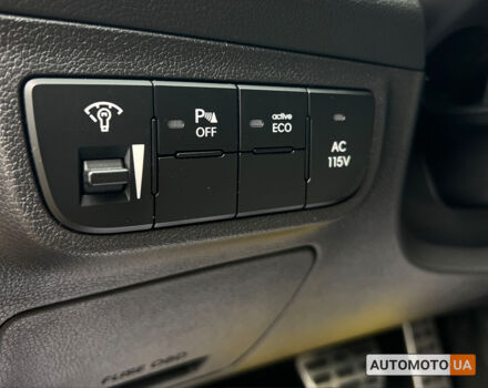 Черный Хендай Велостер, объемом двигателя 1.6 л и пробегом 185 тыс. км за 10700 $, фото 16 на Automoto.ua