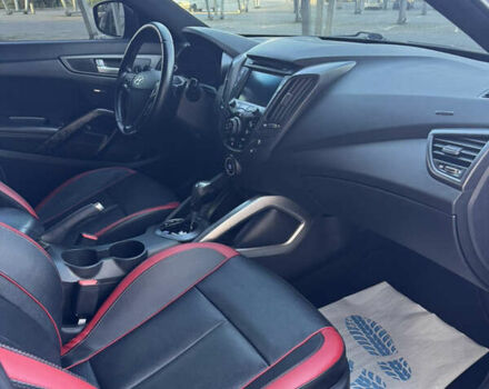 Черный Хендай Велостер, объемом двигателя 1.6 л и пробегом 179 тыс. км за 10100 $, фото 15 на Automoto.ua