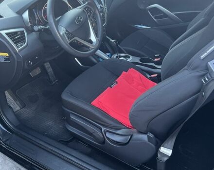 Черный Хендай Велостер, объемом двигателя 1.6 л и пробегом 210 тыс. км за 8000 $, фото 2 на Automoto.ua