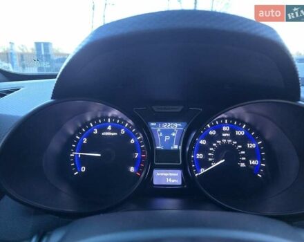 Черный Хендай Велостер, объемом двигателя 1.6 л и пробегом 180 тыс. км за 9950 $, фото 19 на Automoto.ua