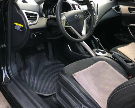 Черный Хендай Велостер, объемом двигателя 1.6 л и пробегом 130 тыс. км за 9300 $, фото 2 на Automoto.ua