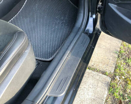 Черный Хендай Велостер, объемом двигателя 1.6 л и пробегом 130 тыс. км за 9300 $, фото 13 на Automoto.ua