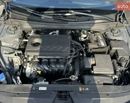 Чорний Хендай Велостер, об'ємом двигуна 1.59 л та пробігом 46 тис. км за 16700 $, фото 22 на Automoto.ua