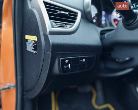 Коричневый Хендай Велостер, объемом двигателя 1.59 л и пробегом 193 тыс. км за 8400 $, фото 18 на Automoto.ua