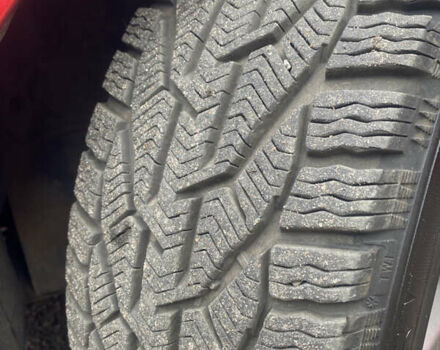 Красный Хендай Велостер, объемом двигателя 1.59 л и пробегом 115 тыс. км за 8150 $, фото 12 на Automoto.ua