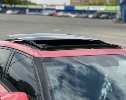 Красный Хендай Велостер, объемом двигателя 1.6 л и пробегом 1000 тыс. км за 10000 $, фото 4 на Automoto.ua