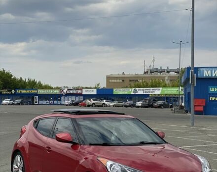 Красный Хендай Велостер, объемом двигателя 1.6 л и пробегом 1000 тыс. км за 10000 $, фото 6 на Automoto.ua