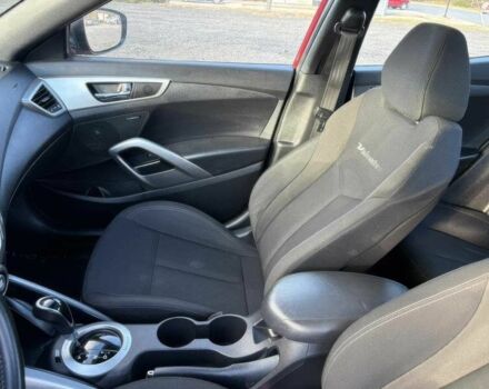 Красный Хендай Велостер, объемом двигателя 1.6 л и пробегом 61 тыс. км за 5300 $, фото 8 на Automoto.ua