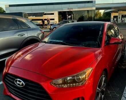 Красный Хендай Велостер, объемом двигателя 2 л и пробегом 137 тыс. км за 16500 $, фото 1 на Automoto.ua