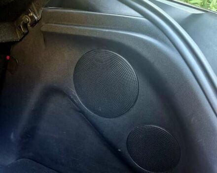 Красный Хендай Велостер, объемом двигателя 2 л и пробегом 136 тыс. км за 17500 $, фото 23 на Automoto.ua