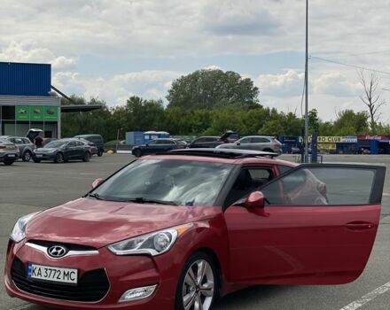 Красный Хендай Велостер, объемом двигателя 1.6 л и пробегом 1000 тыс. км за 10000 $, фото 1 на Automoto.ua