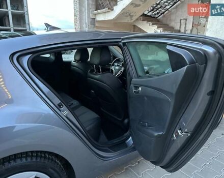 Сірий Хендай Велостер, об'ємом двигуна 1.6 л та пробігом 176 тис. км за 6999 $, фото 22 на Automoto.ua