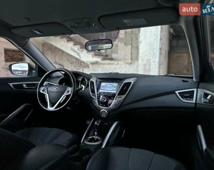 Сірий Хендай Велостер, об'ємом двигуна 1.6 л та пробігом 176 тис. км за 6999 $, фото 24 на Automoto.ua