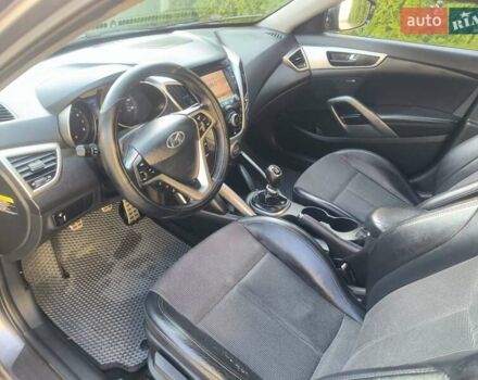 Сірий Хендай Велостер, об'ємом двигуна 1.59 л та пробігом 195 тис. км за 6900 $, фото 7 на Automoto.ua