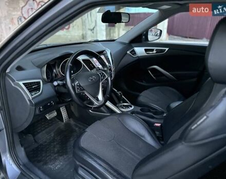 Сірий Хендай Велостер, об'ємом двигуна 1.6 л та пробігом 176 тис. км за 6999 $, фото 17 на Automoto.ua