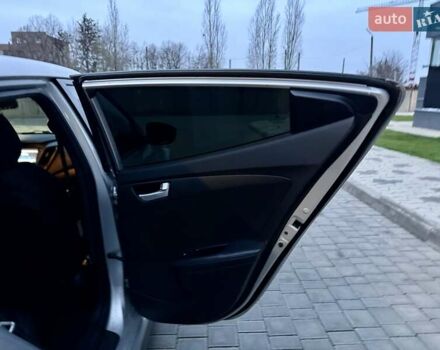 Сірий Хендай Велостер, об'ємом двигуна 1.6 л та пробігом 172 тис. км за 8999 $, фото 51 на Automoto.ua