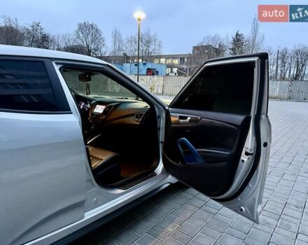 Сірий Хендай Велостер, об'ємом двигуна 1.6 л та пробігом 172 тис. км за 8999 $, фото 44 на Automoto.ua