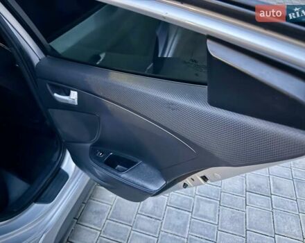 Сірий Хендай Велостер, об'ємом двигуна 1.6 л та пробігом 172 тис. км за 8999 $, фото 56 на Automoto.ua