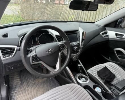 Серый Хендай Велостер, объемом двигателя 1.6 л и пробегом 109 тыс. км за 8200 $, фото 7 на Automoto.ua