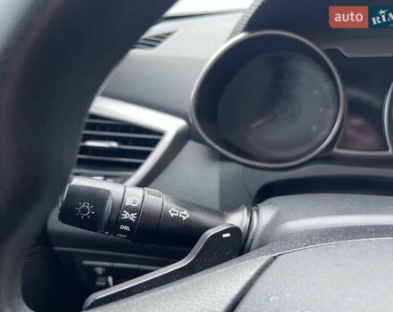 Серый Хендай Велостер, объемом двигателя 1.6 л и пробегом 109 тыс. км за 7250 $, фото 50 на Automoto.ua