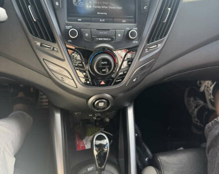 Серый Хендай Велостер, объемом двигателя 1.59 л и пробегом 120 тыс. км за 12000 $, фото 2 на Automoto.ua