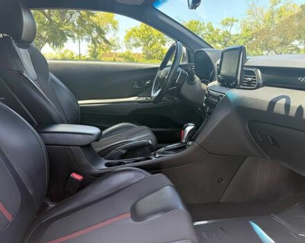 Сірий Хендай Велостер, об'ємом двигуна 1.6 л та пробігом 44 тис. км за 9000 $, фото 13 на Automoto.ua